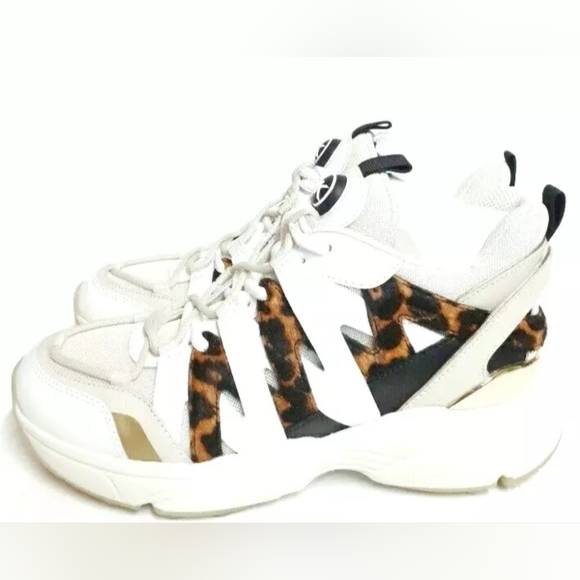 Michael Kors Women's Mixed Media Trainer Sneaker Size 9.5M Ecru Leopard NIB - Picture 2 of 12